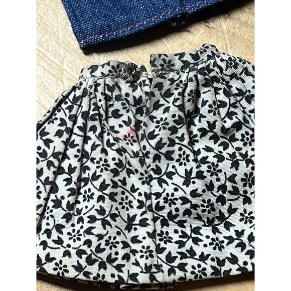 Lot of 19 Barbie Doll Skirts. Fashion. Prints. Mini. Long. Formal   VTG? - Picture 8 of 8